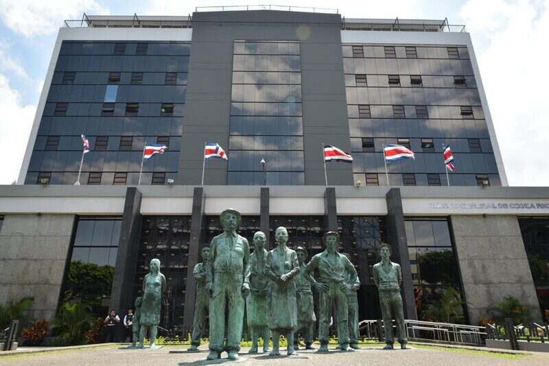 Banco Central de Costa Rica permite el desarrollo de la industria fintech y las criptomonedas.