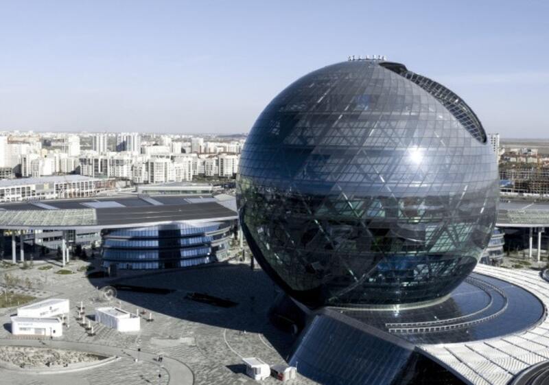 La plataforma Bitfinex opera en el Centro Financiero Internacional de Astana, de Kazajistán.