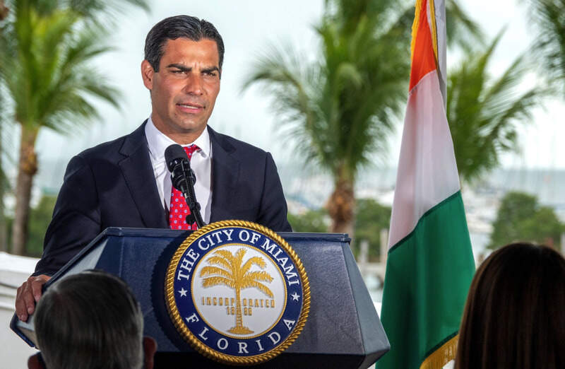 Francis Suarez fue el primer alcalde en abrir su ciudad a las criptomonedas.