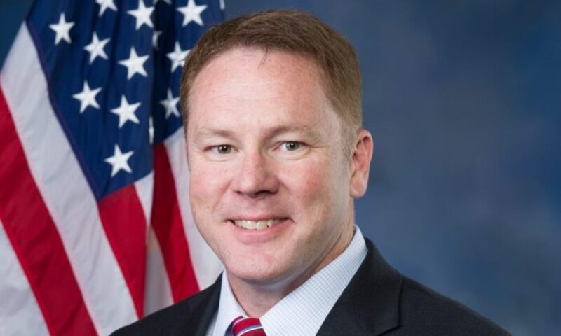 Warren Davidson representa a 8vo Distrito de Ohio en el Congreso de los Estado Unidos.