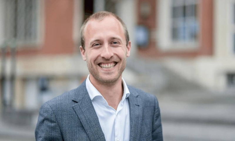 Christophe De Beukelaer es diputado al parlamento Belga por la Región de Bruselas-Capital.