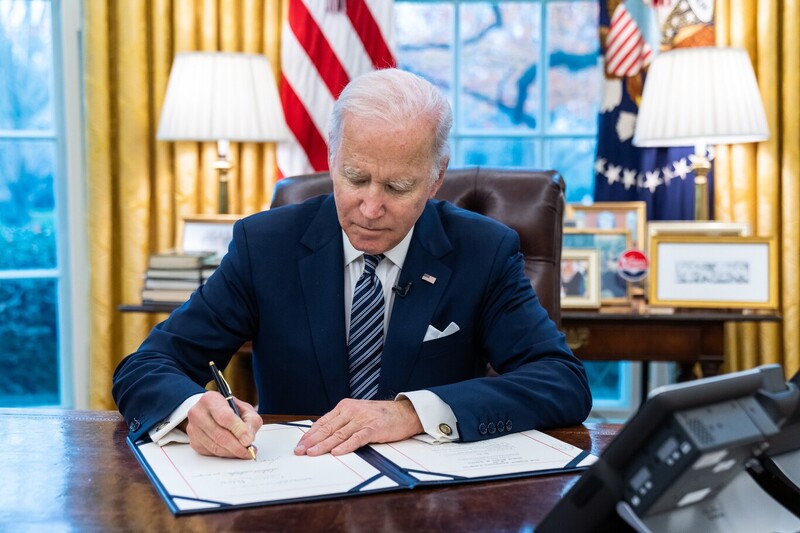 El presidente Biden ya firmó una orden ejecutiva dirigida a la industria criptográfica.