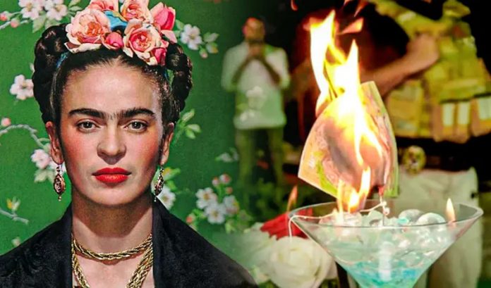 Un millonario y coleccionista ha quemado una obra de Frida Kahlo, considerada como tesoro nacional en México.